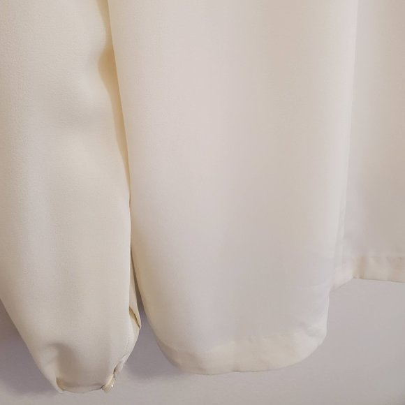 H&M Lace/Embroidered Shoulder Blouse - Picture 9 of 10